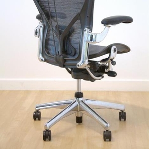 Herman Miller Aeron,  Polished Aluminum кресло