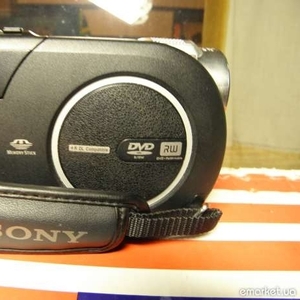  продам видеокамеру Sony DCR-DVD610E