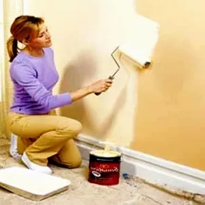 Покраска потолка и стен 