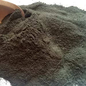 Органическая черная грязь с зеленой глиной