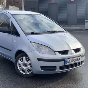 Продам свой автомобиль Mitsubishi Colt