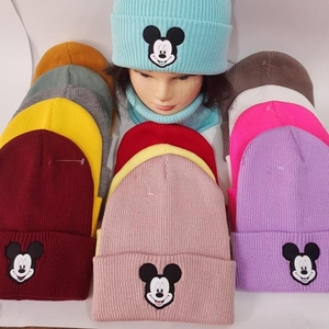 Продам оптом детские зимние шапки,  головные уборы для детей