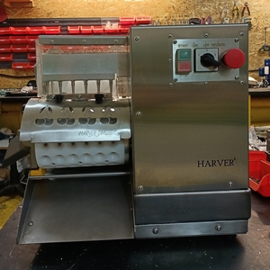 Машина для удаления косточек из вишни,  черешни 100 кг/час Harver DM-200-C
