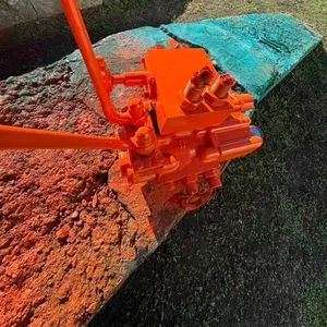 Гидравлический распределитель с перепускным краном давления масла на б