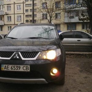 Продам автомобиль MITSHUBISI Outlander XL, 