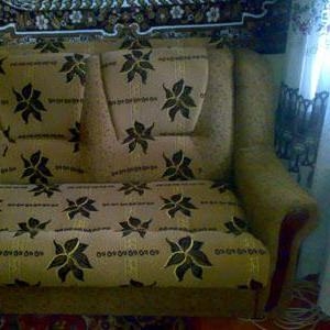 Продам современный диван-малютку 