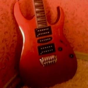 Продам элетрогитару IBANEZ GRG170DX и комбик VOX DA5