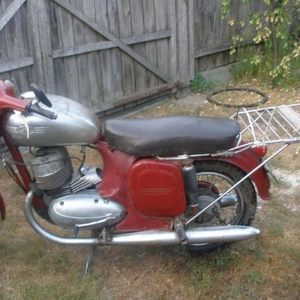 Срочно продам раритет JAWA 250 