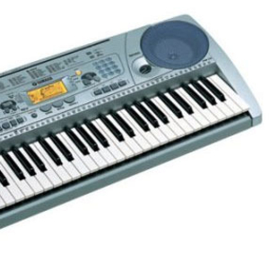 Продам синтезатор Yamaha PSR 275