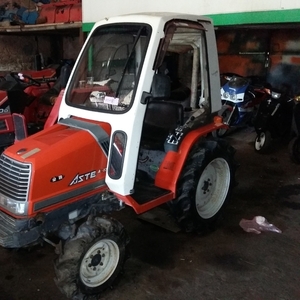 Японский минитрактор Kubota Aste A